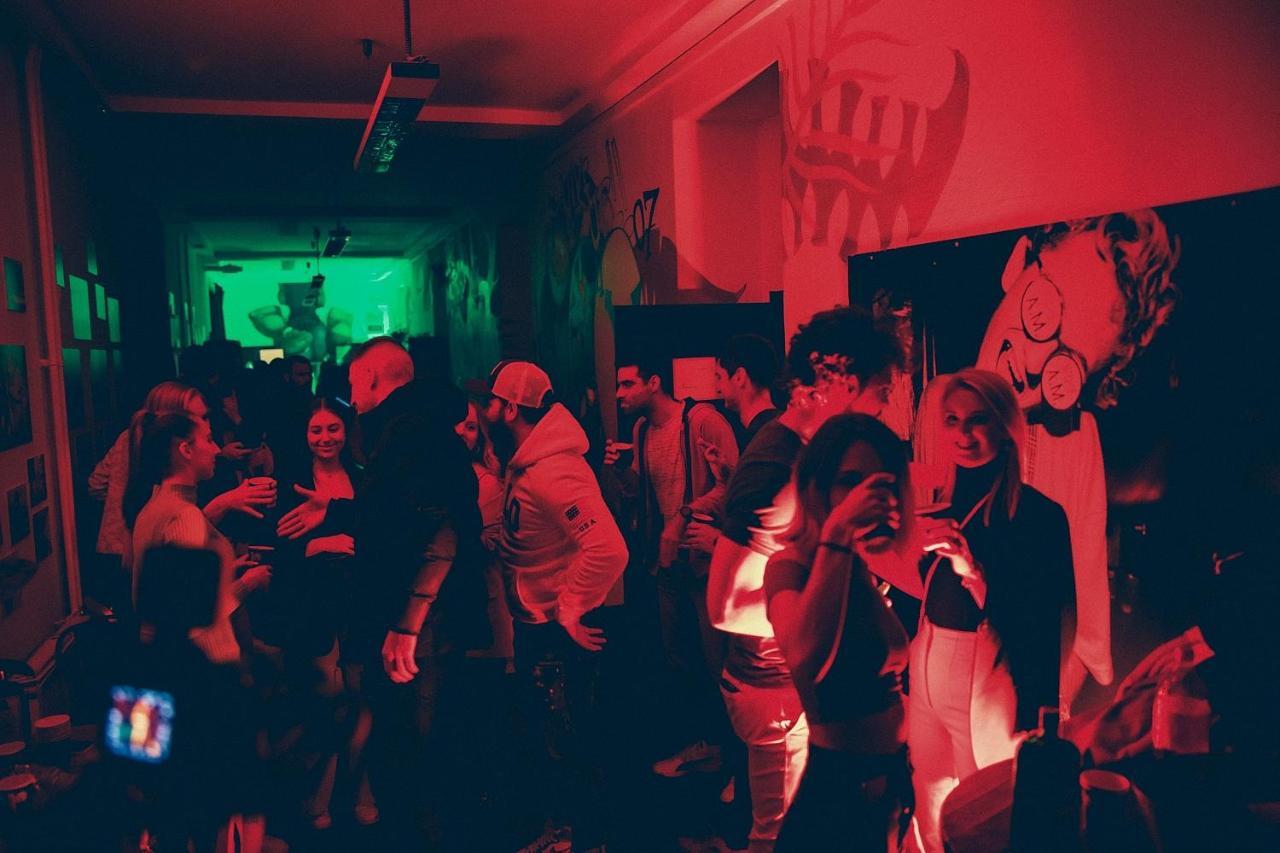 Party Hostel Zzz 卢布尔雅那 外观 照片